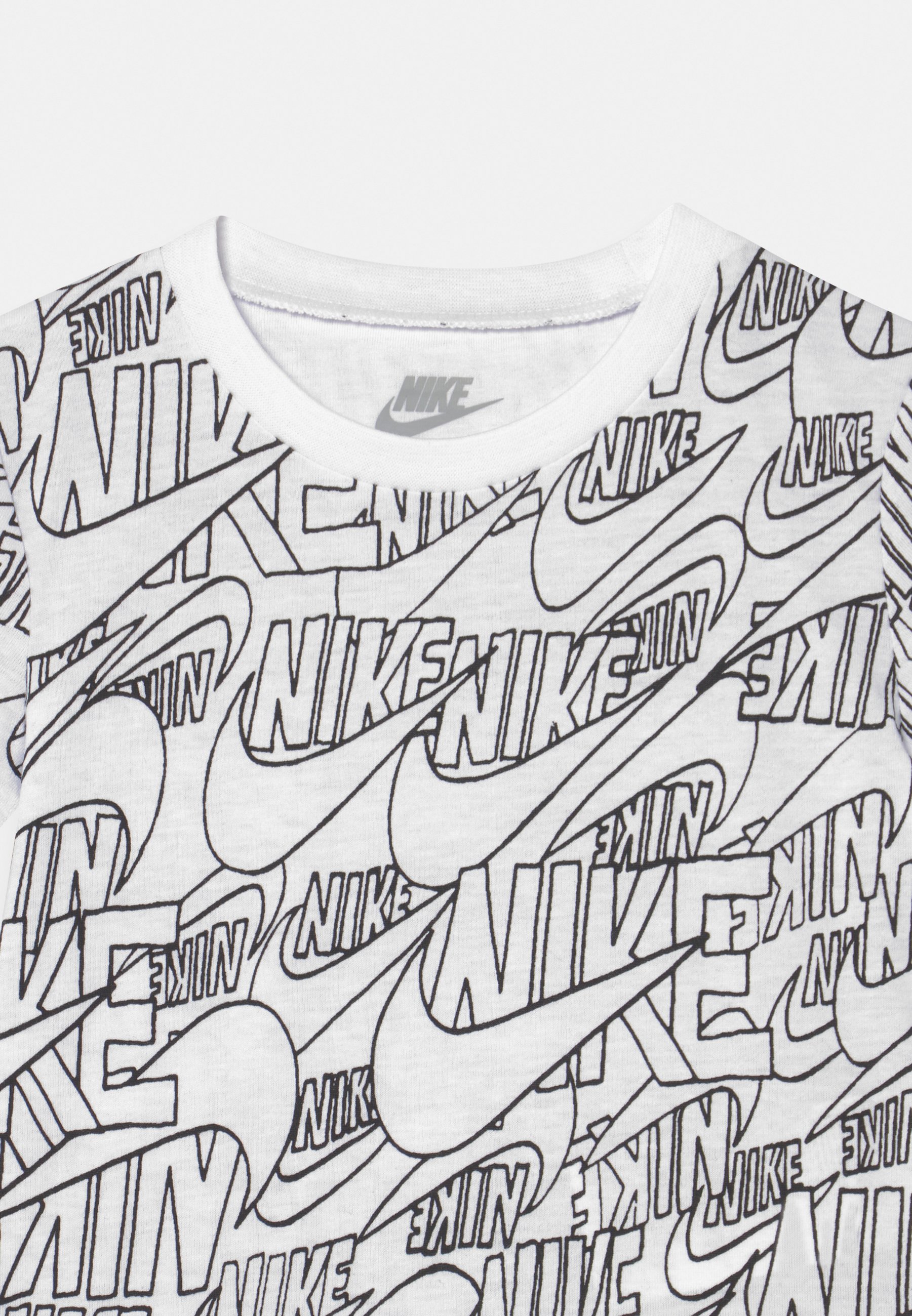 Nike Sportswear READ SET - T-shirt 