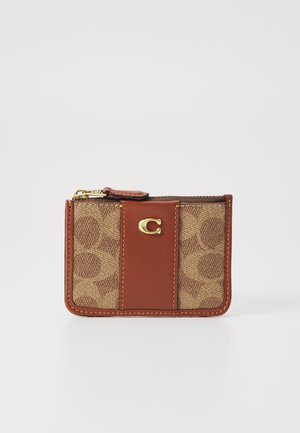 COACH ESSENTIAL MINI ID CARD CASE - Portefeuille - caramel