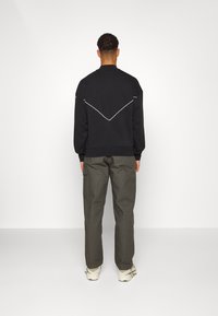 adidas Originals ADICOLOR SEASONAL ARCHIVE HALF-ZIP - Sportinis megztinis - black/white