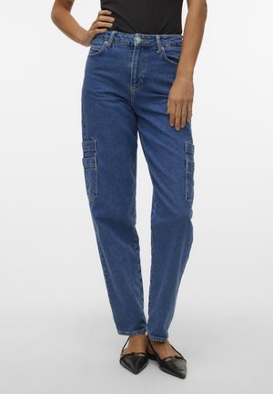 Vero Moda VMAVIVA HR MOM CARGO JEANS  - Traperice opuštenog kroja - medium-blue