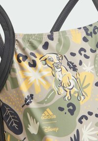 adidas Sportswear DISNEY LION KING - Costume da bagno - beige semi spark tent green carbon