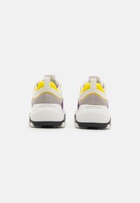 Patrizia Pepe RUNNING TECNICA - Sneakers basse - violet/yellow