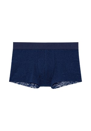 Marineblauwe kanten boxershorts met een effen tailleband voorzien van subtiele reliëfbranding. Het materiaal heeft een bloemenpatroon en een semi-transparante uitstraling.