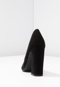 Even&Odd Klassiska pumps - black
