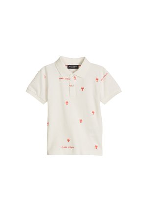 Kremowy polo z krótkim rękawem z czerwonymi motywami homara i nadrukiem Marc O'Polo na całej powierzchni.