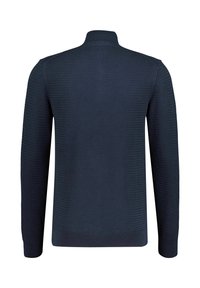 Pull en tricot bleu marine avec un tissu texturé, col montant et manches longues. Présente des poignets et un ourlet côtelés, ainsi qu'un design épuré et simple.