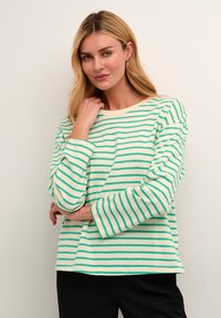 Kaffe KAWINNI - Pikkade varrukatega topp - antique white   gumdrop green