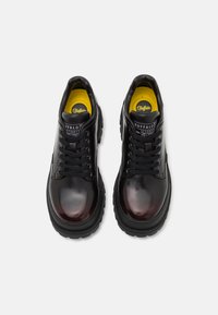 Buffalo ASPHA  - Sapatos casuais com atacadores - black/red