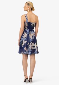 Kraimod Freizeitkleid - navy weiss