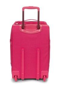 Valigia rosa con guscio rigido, manico retrattile e quattro ruote. Tessuto liscio e design semplice senza motivi visibili.