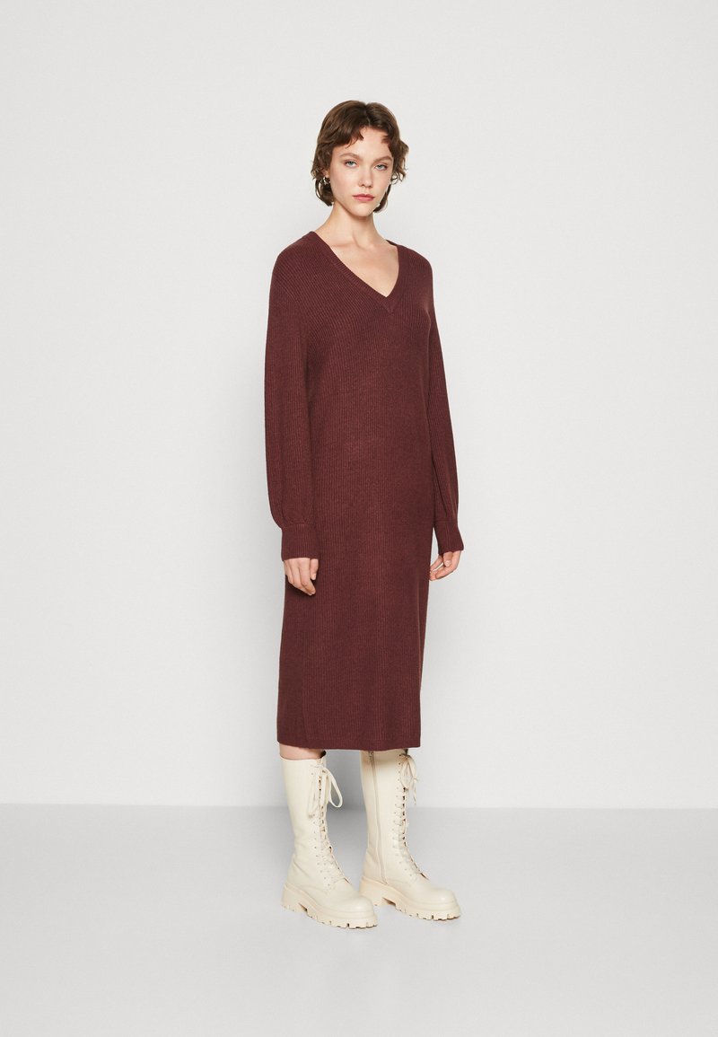 Object OBJMALENA L/S NOOS - Stickad klänning - bitter chocolate/melange