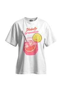 White cotton t-shirt featuring a graphic print of a pink drink with ice, a slice of lemon, and the text "Diabolo Grenadine" in colorful font.