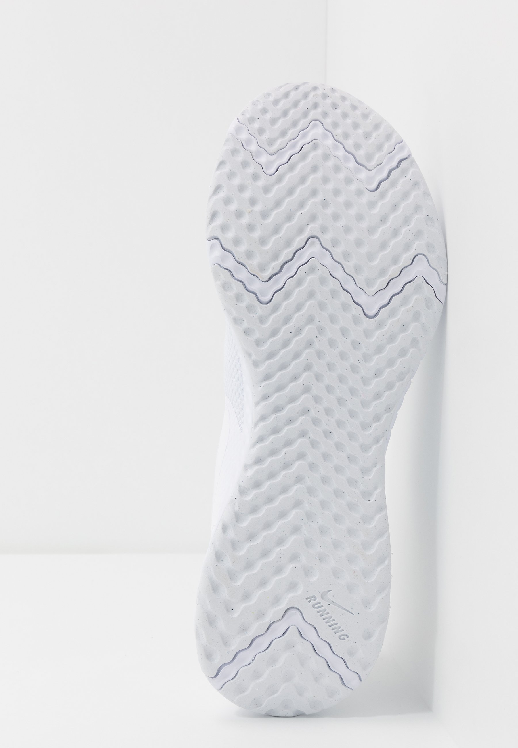 Nike Performance REVOLUTION 5 - Zapatillas de running neutras -  white/blanco - Zalando.es