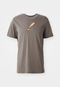 TEE  - Nyomott mintás póló - cave stone