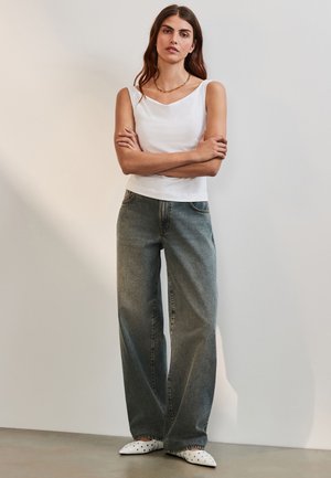 STANDARD - Top - ecru white