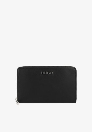 Zwarte leren ritsportemonnee met het reliëf 'HUGO'-logo aan de voorkant, een gladde textuur en een slank rechthoekig ontwerp. Accenten in zilveren hardware.