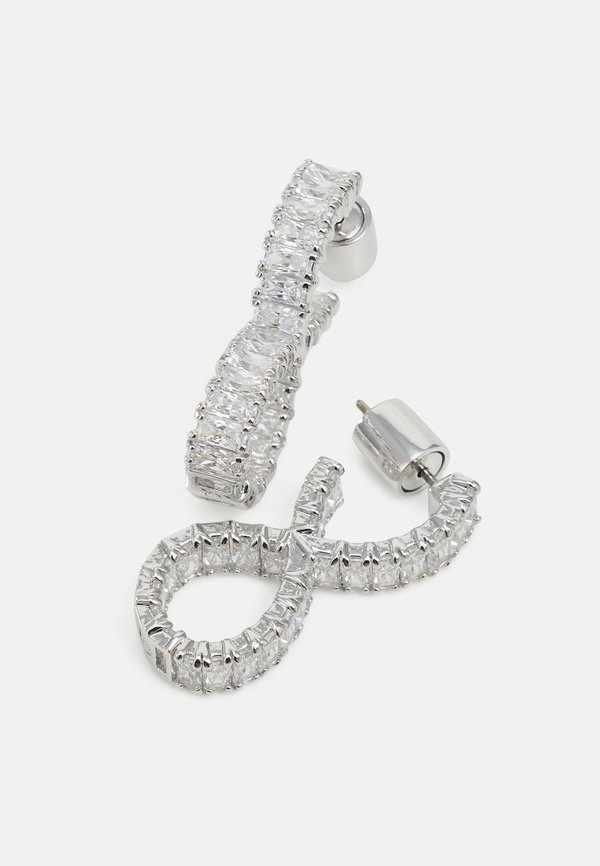 HYPERBOLA HOOP TWIST - Earrings4