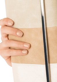 Essie NAIL POLISH - Nagellack - 79 sand tropez