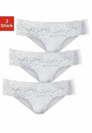 Witte kanten slipjes set van drie, met bloemen kantafwerking, gladde stof en een naadloos ontwerp. Zachte textuur en elastische tailleband.