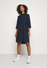Houdini ROUTE SHIRT DRESS - Sports dress - blue illusion