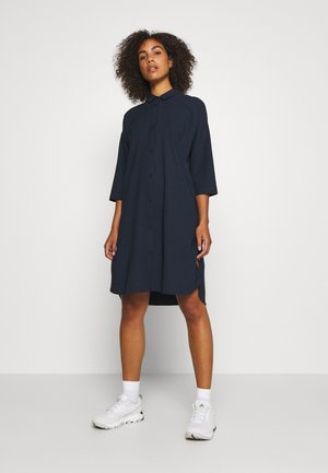 ROUTE SHIRT DRESS - Jurken - blue illusion