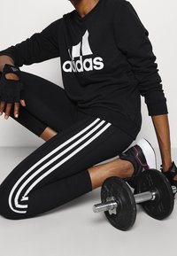 adidas Performance Mikina - black