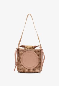 Selezionato, light brown