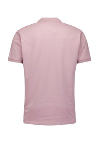 Korte mouwen polo shirt in zachtroze katoen. Heeft een klassieke kraag en een soepele textuur, ontworpen voor casual gebruik. Geen patronen of accenten.