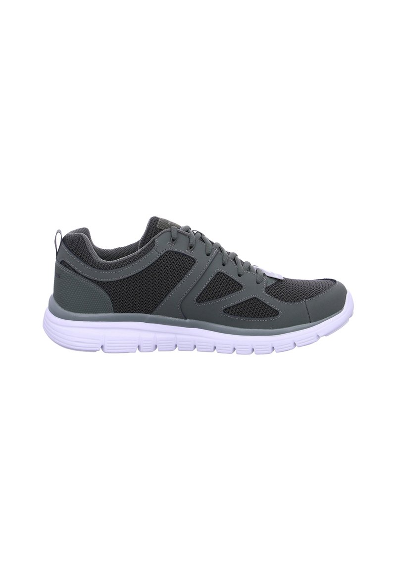 Scarpe sportive grigie realizzate in materiali mesh e sintetici, con suola bianca, lacci prominenti e tomaia testurizzata per una maggiore traspirabilità.