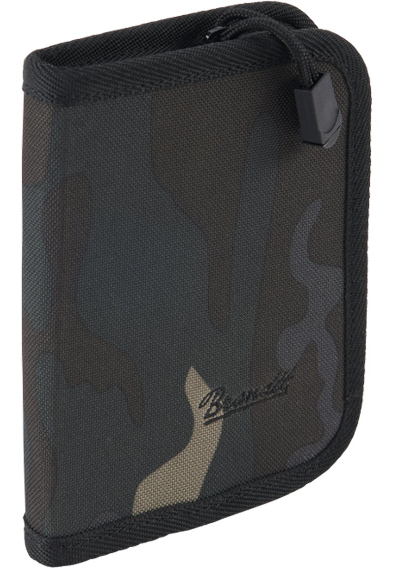 Camouflage zippered wallet in dark green and black nylon with textured surface and reinforced edges, featuring a subtle logo.