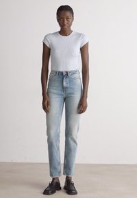 Tiger of Sweden RIN - Straight leg jeans - medium blue