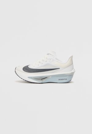 ZOOM FLY 6 - Chaussures de running sur route - white/gridiron/pure platinum/obsidian mist/metallic silver-coloured