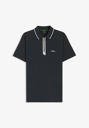 Kurzärmeliges Polohemd in Marineblau, mit einem halben Reißverschlusskragen, weißen Akzentstreifen und einem kleinen Logo auf der linken Brustseite.