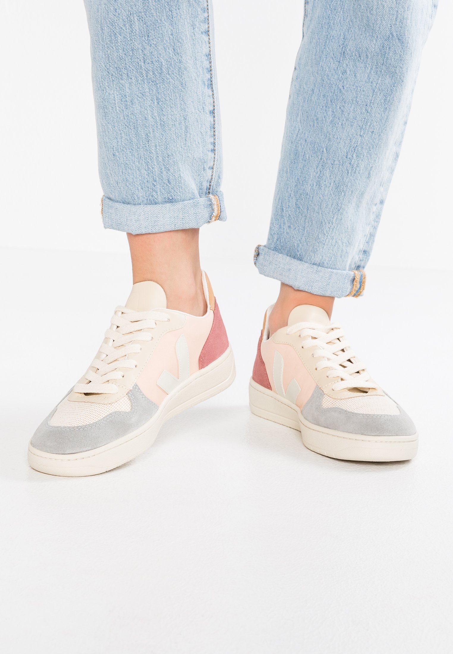 veja v10 beige