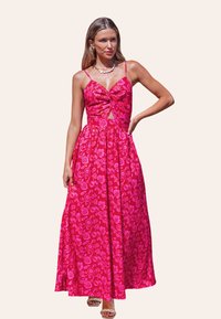 Cupshe Maxi šaty - pink