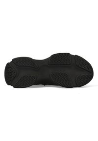 Thumbnail Image 3