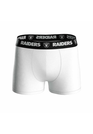 Hvide boxerbriefs med en sort linning, der har gentagne sølvfarvede "Raiders"-tekster og teamsymboler hele vejen rundt.