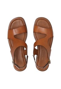 Bruine leren sandalen met een gestructureerd ontwerp, snede-details en een gesp-sluiting. Texteren voetbed voor comfort.