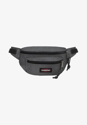 Riñonera gris con dos compartimentos con cremallera, correa ajustable y parche de logo; fabricada en un tejido duradero con una textura suave.