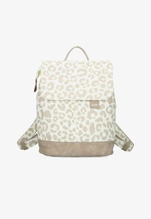 Sac à dos avec imprimé léopard beige et blanc, fermeture à rabat, poignée supérieure, bretelles réglables et panneau de base marron clair.