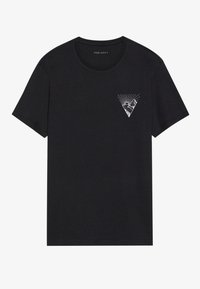 Czarny bawełniany T-shirt z krótkimi rękawami i okrągłym dekoltem, z białym wzorem graficznym wewnątrz trójkąta na lewej stronie klatki piersiowej.