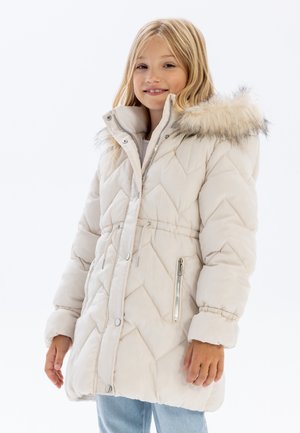 Gevoerde, lichtbeige winterjas met een capuchon met nepbont, diagonale quiltpatroon, elastische manchetten en zijrits zakken.