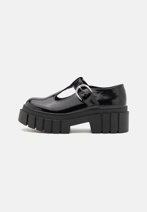 Plateaupumps - black