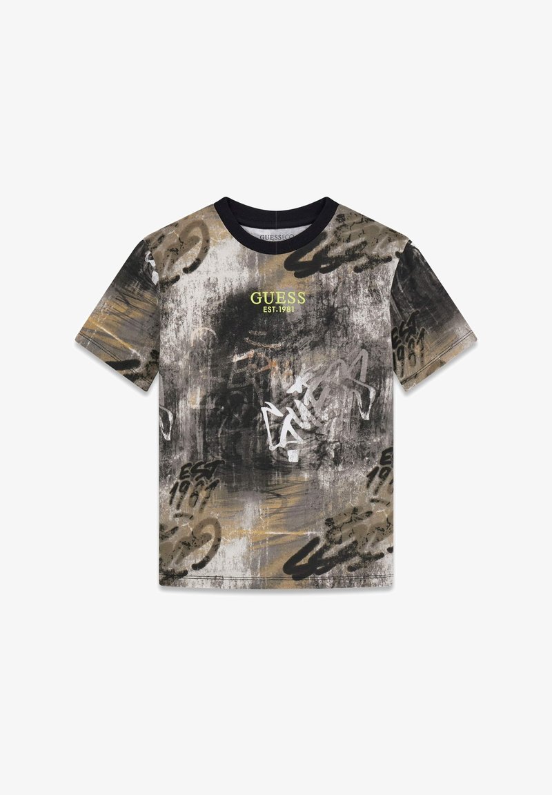 Grafitowy t-shirt z krótkim rękawem w odcieniach czerni, beżu i szarości. Zdobiony abstrakcyjnymi wzorami oraz logo "GUESS EST. 1981" w neonowo żółtym kolorze.