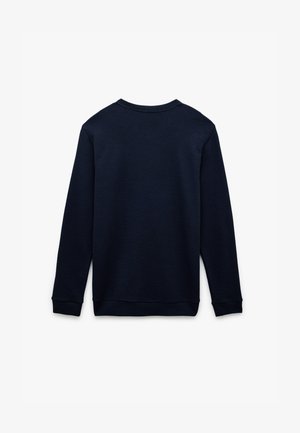 Marineblaue Sweatshirt mit strukturiertem Rippenmuster, langen Ärmeln und rundem Halsausschnitt. Die Rückseite ist schlicht mit einem geraden Saum.