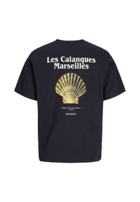 Černé bavlněné tričko s žlutou grafikou mušle a textem "Les Calanques Marseilles" na zádech. Rovný střih s krátkými rukávy.
