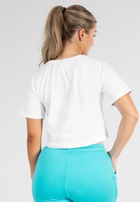 Smilodox NALANI - T-shirts basic - weiß