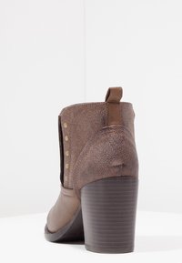 Anna Field Botines - brown