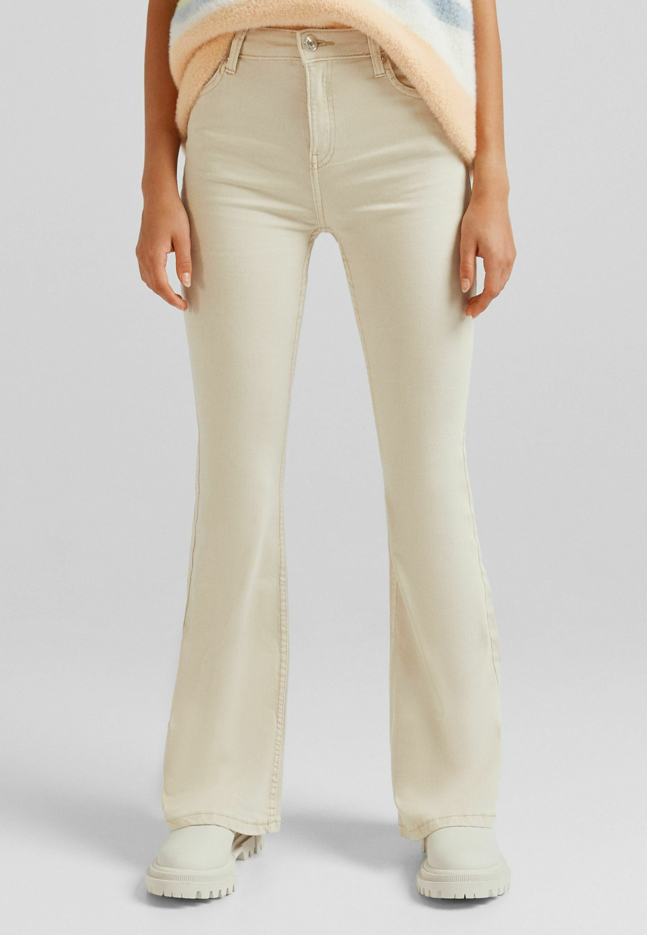 Bershka FLARE - Jeans bootcut - beige - Zalando.it