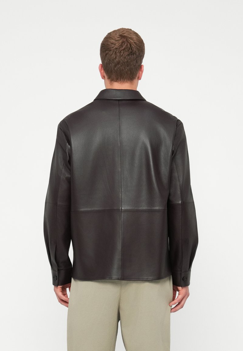 Calvin Klein RELAXED SHIRT - Kožená bunda - mocha brown